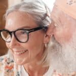 I vantaggi e le caratteristiche delle terapie digitali di RAVCARE per l'invecchiamento sul posto